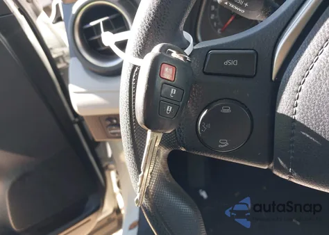 2015 Toyota Rav4 Le из США, поврежденный, VIN JTMZFREV8FJ040621